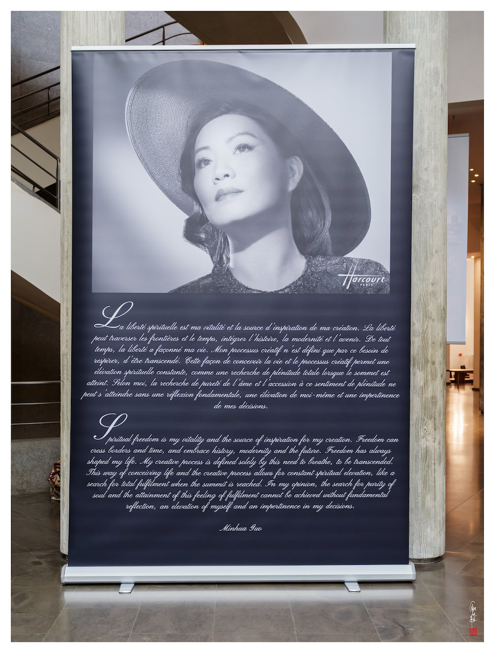 Exposition des créations de LYSANDRE PARIS au Musée Guimet à Paris, présentées au sein des collections d’art asiatique.